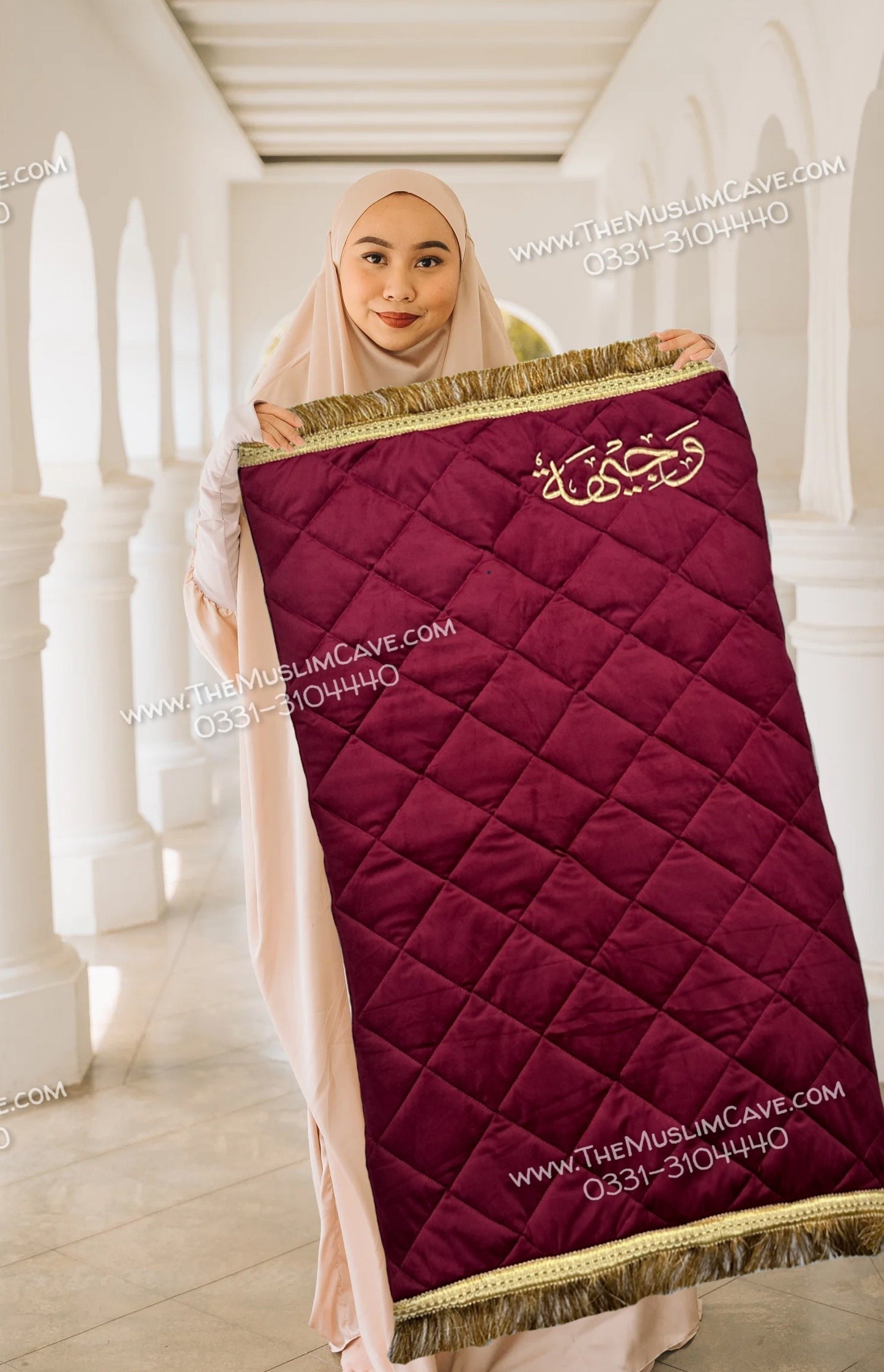 Adult Arabic Calligraphy Prayer Mat/Janamaz